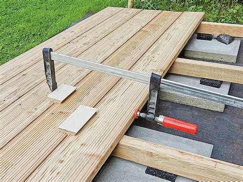 Terrassendielen verlegen in 2020 | Holzterrasse selber ...