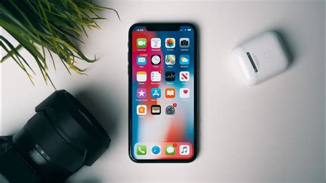 Should you still buy the iPhone X? A long term Review! 