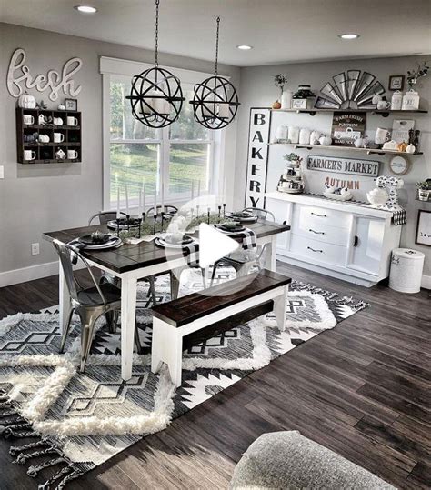 Natürlich führen wir in unserem sortiment auch modernere landhausteppiche, die sich durch kräftigere farben wie beispielsweise blau, grün, gelb, orange und rot auszeichnen. 10 Amazing Affordable Teppiche für jeden Stil! Bauernhaus ...