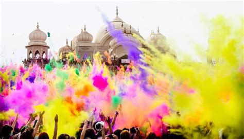 Holi Festival Of Colors Worlds Biggest Color Party Hindu Human