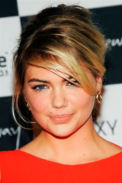 Kate Upton The 7 Hairstyles Of The Queen Of The Updo