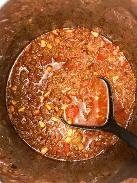 If you've been finding meal time a bit of a challenge since starting keto and you're a busy person who. No Bean Keto Instant Pot Chili » Salads for Lunch