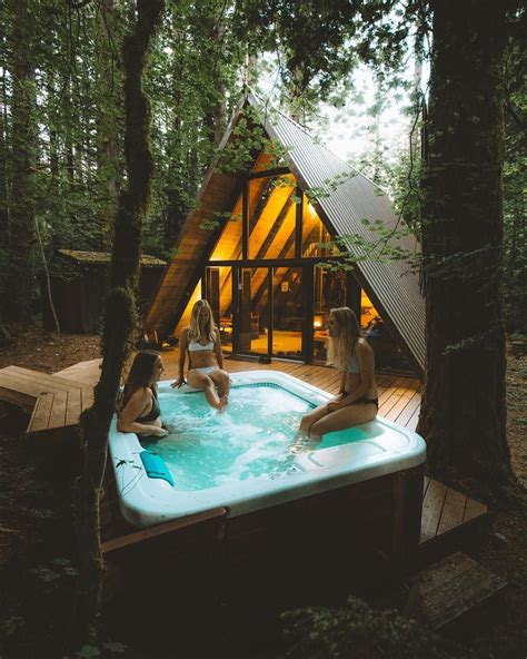 escape to tye river cabins in washington with private hot tub