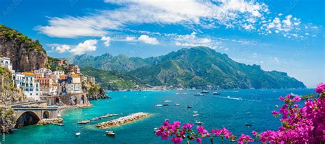 Landscape With Atrani Town At Famous Amalfi Coast Italy Stock Foto