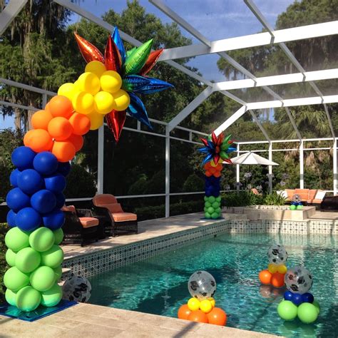 Pool Decor Curved Columns And Pool Floats Balloon Coach