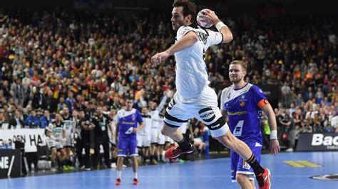 Danish handball association is the third largest in the world with 808 associations and 105,033 members. Deutsche Handballer nehmen Kurs auf Halbfinale - ZDFmediathek