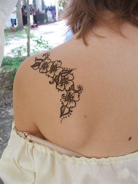 Floral Mehndi For Teens Shoulder Sheplanet Henna Tattoo Shoulder