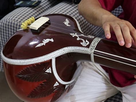 Alat Muzik Tradisional India Ghatam Deirdre King
