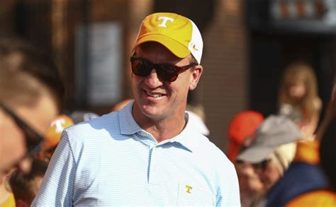 Peyton Manning Returning To The University Of Tennessee To Teach