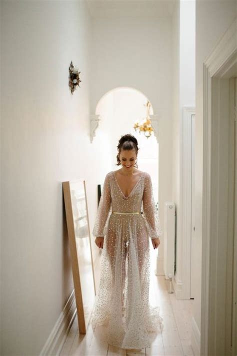 25 Naked Wedding Dresses For Daring Brides Weddingomania