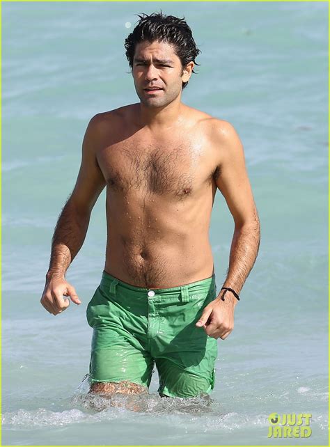 Adrian Grenier Gets Shirtless Wet In Miami Photo 3256546 Adrian