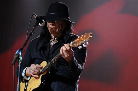 Sixto Rodriguez Subject Of ‘searching For Sugar Man Documentary Dies