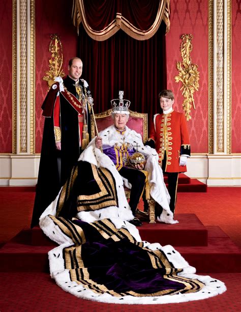 Coronation Photo Shows King Charles With Prince William And Prince George Bbc News