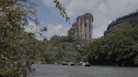 Bamboo Rafting On Wuyi Mountains Zigzag River Cgtn