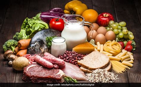 Eating foods high in protein has many benefits, including muscle building, weight loss, and feeling fuller after eating. High Protein Diet For Quick Weight Loss: Here's How You ...