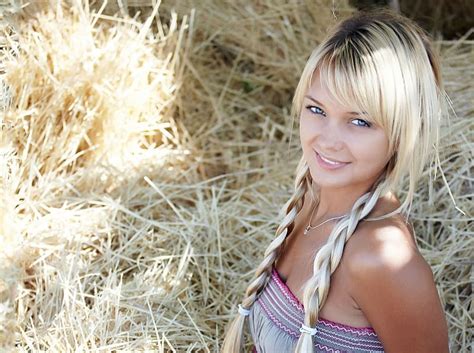 Country Girl Short Hairstyles