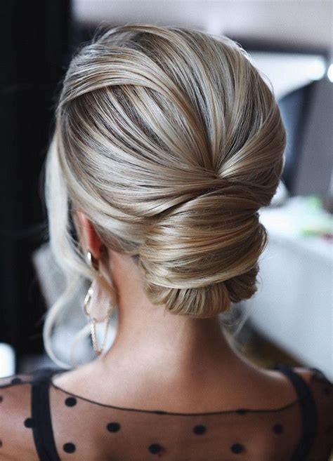 30 Classic Updo Wedding Hairstyles For Elegant Brides