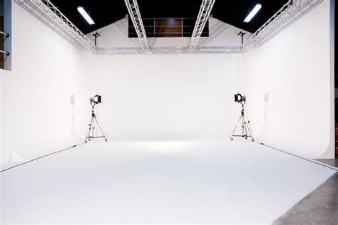 High Key Photography White Background In Photography Shootfactory