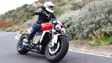 2020 Triumph Rocket 3 R And Gt First Ride Review Revzilla