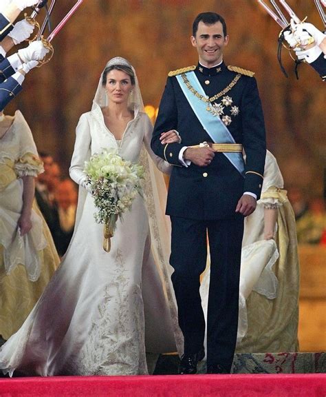 King Felipe Vi Of Spain And Queen Letizia Ortiz Rocasolano Couturier