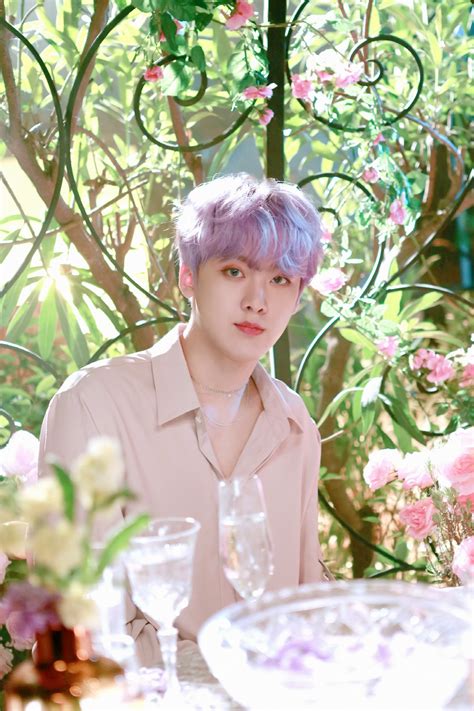 De holdt deres første solokoncert den 27. 'All Night' MV behind - Sanha - Astro (South Korean band ...