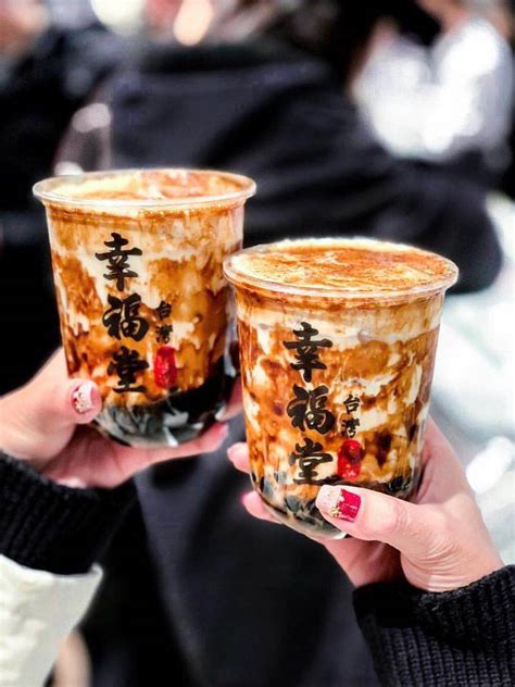 Famous taiwan bubble tea brand xing fu tang (幸福堂) opens their very first outlet at century square today and they are giving away 188 cups of brown sugar. New Boba Street | SS2, PJ | Visitors` Guide Malaysia