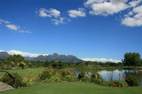 23 Of The Best Pre Ordered Picnics In The Cape Winelands Getaway Magazine Dundee Picnic Spot