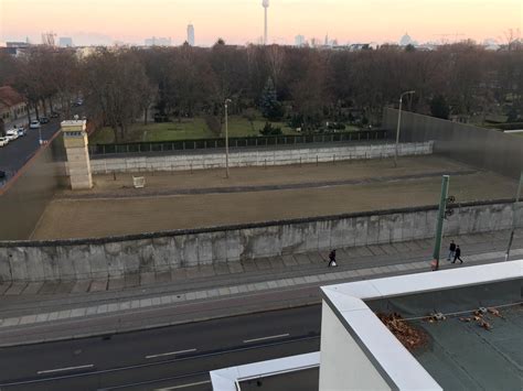 The Berlin Wall As A Political Symbol