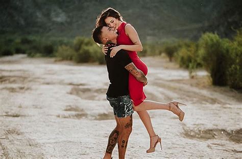 Si bien ninguno lo ha confirmado de manera pública, las pistas que ambos han expresado. Eduardo Vargas y las románticas fotos junto a Daniela ...