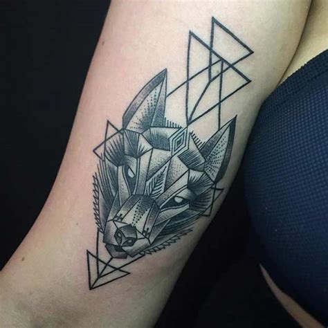 However, executing them can be difficult even though they look beautiful and sample. 25 Amazing Geometric & Dotwork Wolf Tattoos - TattooBlend