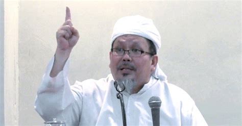 Radarsukabumi.com — pendakwah ustaz tengku zulkarnaen memberikan pernyataan yang mengejutkan di momen imlek tahun 2021 ini. Sindir Kedatangan TKA China, Tengku Zulkarnain: Petinggi ...