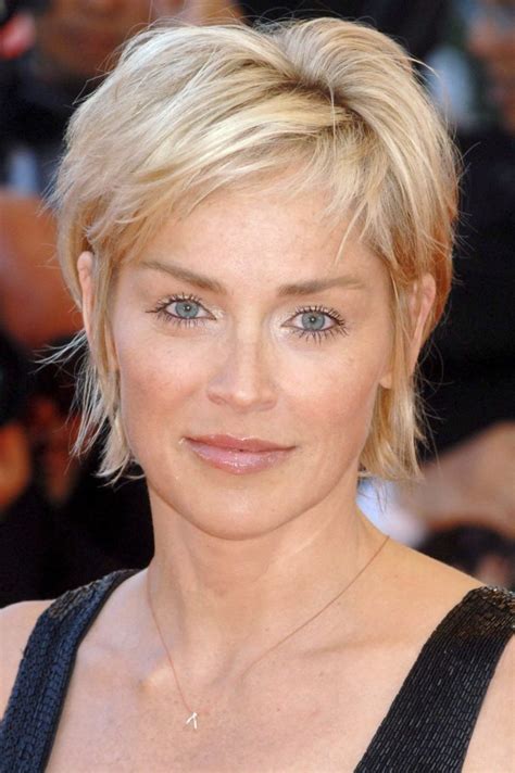 Classy And Simple Short Hairstyles For Older Women Hairdo Hairstyle