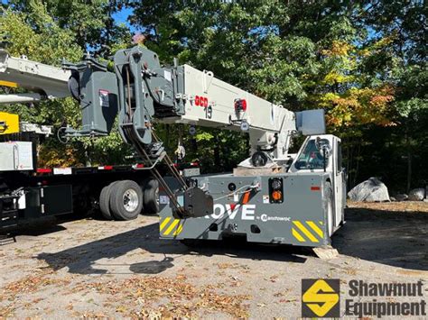 2022 Grove Gcd15 15 Ton Carrydeck Crane Shawmut Equipment Crane