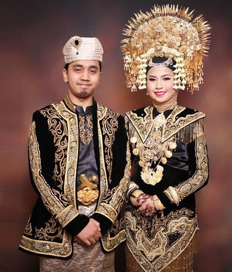 Indonesian Traditional Male Ph