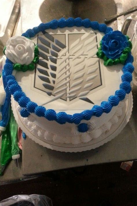 It's a titan that always wants to be free, explaining eren's rash behavior throughout the series. Made this Attack on titan cake | Torta de anime, Tortas de ...