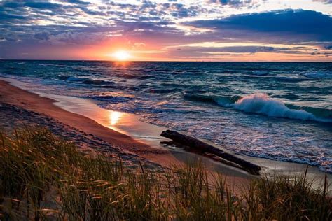 Here S Another Gorgeous Lake Michigan Sunset Photo From The Shores Of