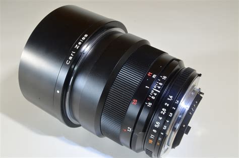 carl zeiss planar t 85mm f 1 4 zf 2 for nikon a0099 superb japan camera
