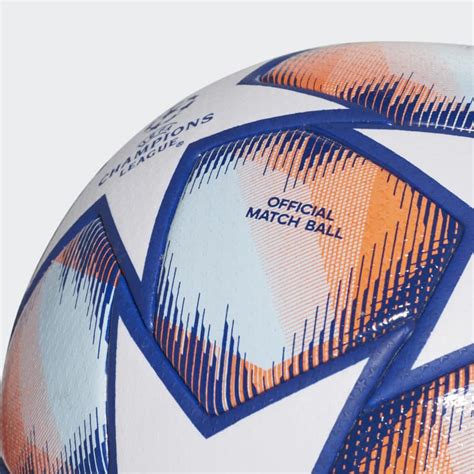 Adidas has today unveiled a special anniversary edition of the uefa champions league official match ball, the finale istanbul 21, which celebrates the 20th anniversary. Un nouveau ballon adidas pour la Champions League 2020-2021