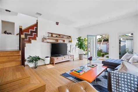 Extreme Makeovers Ty Pennington Lists Bright And Beautiful Venice