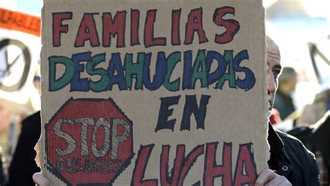 La Pah Consigue Con La Ayuda De La Ciudadanía Frenar El Desahucio De