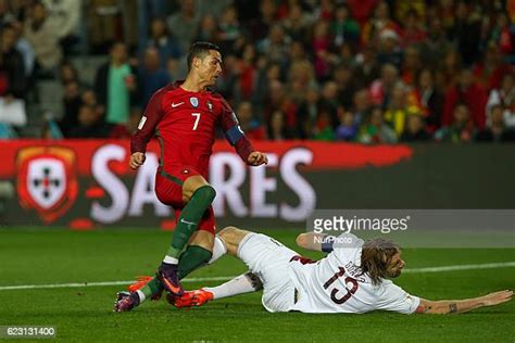 Cristiano Ronaldo November 13 2016 Photos And Premium High Res Pictures