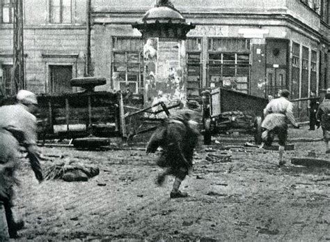 Rare Photos From The Warsaw Uprising Of 1944 Rare Historical Photos