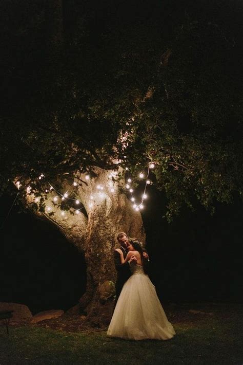 Trending-20 Must Have Night Wedding Photo Ideas - EmmaLovesWeddings