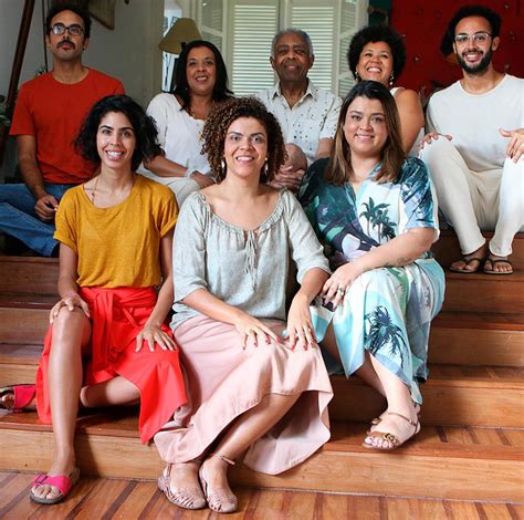He was previously married to. Gilberto Gil posa com os filhos e ganha uma descrição ...