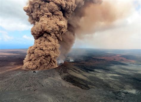 Kilauea Volcano Flexes Its Muscle Destroying Homes And Forcing
