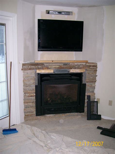 Corner Fireplace Ideas With Tv Above Corner Fireplaces Corner Gas