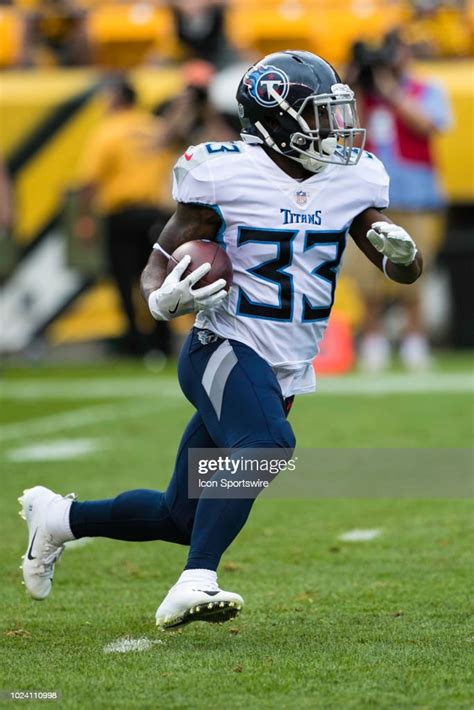 Tennessee Titans Running Back Dion Lewis Runs With The Ball During