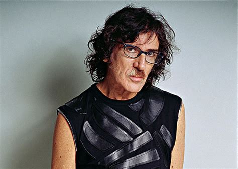 People interested in charly garcia joven also searched for. Charly García a gobierno Macri: 'No cuenten conmigo ...