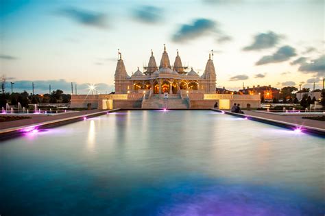 Оливия деджонг, эд оксенбульд, дианна данаган, питер макробби, кэтрин хан премьера: 8 Absolutely Amazing Places To Visit In Houston