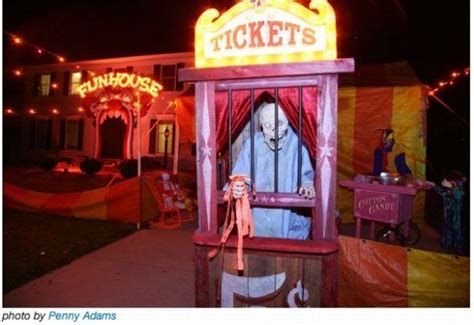 Concept art of a carnival haunted house. Creepy Carnival Halloween Party Ideas | Creepy carnival ...